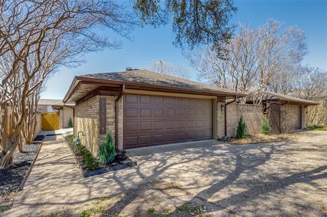 Building Photo - 12617 Montfort Dr Rental