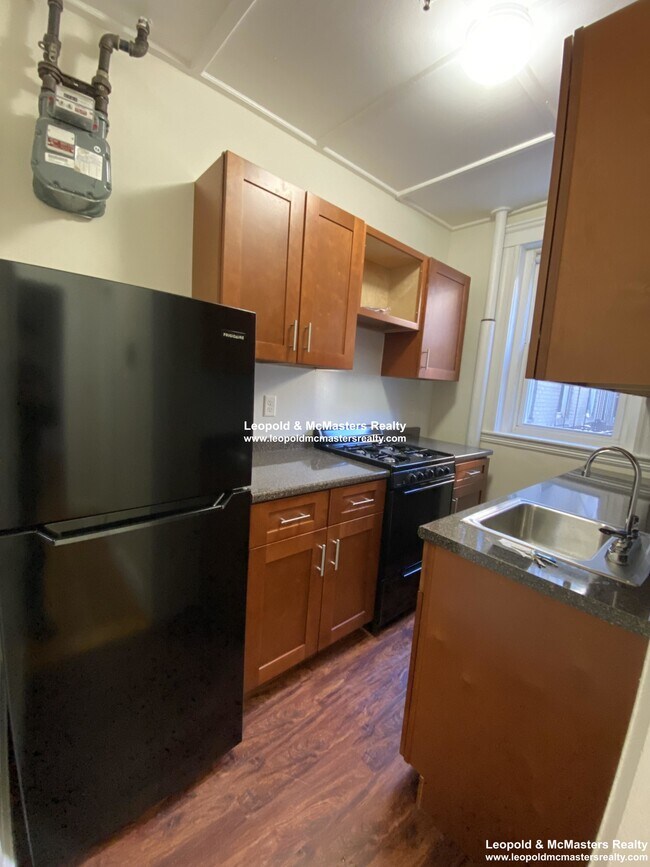 Photo - 1198 Boylston St