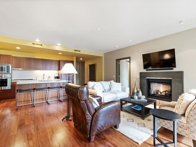 Photo - Atwater Place - 2 bed/2.5 bath + office/den South Waterfront condo w/2 parking spaces/storage/mos... Unit ATW305