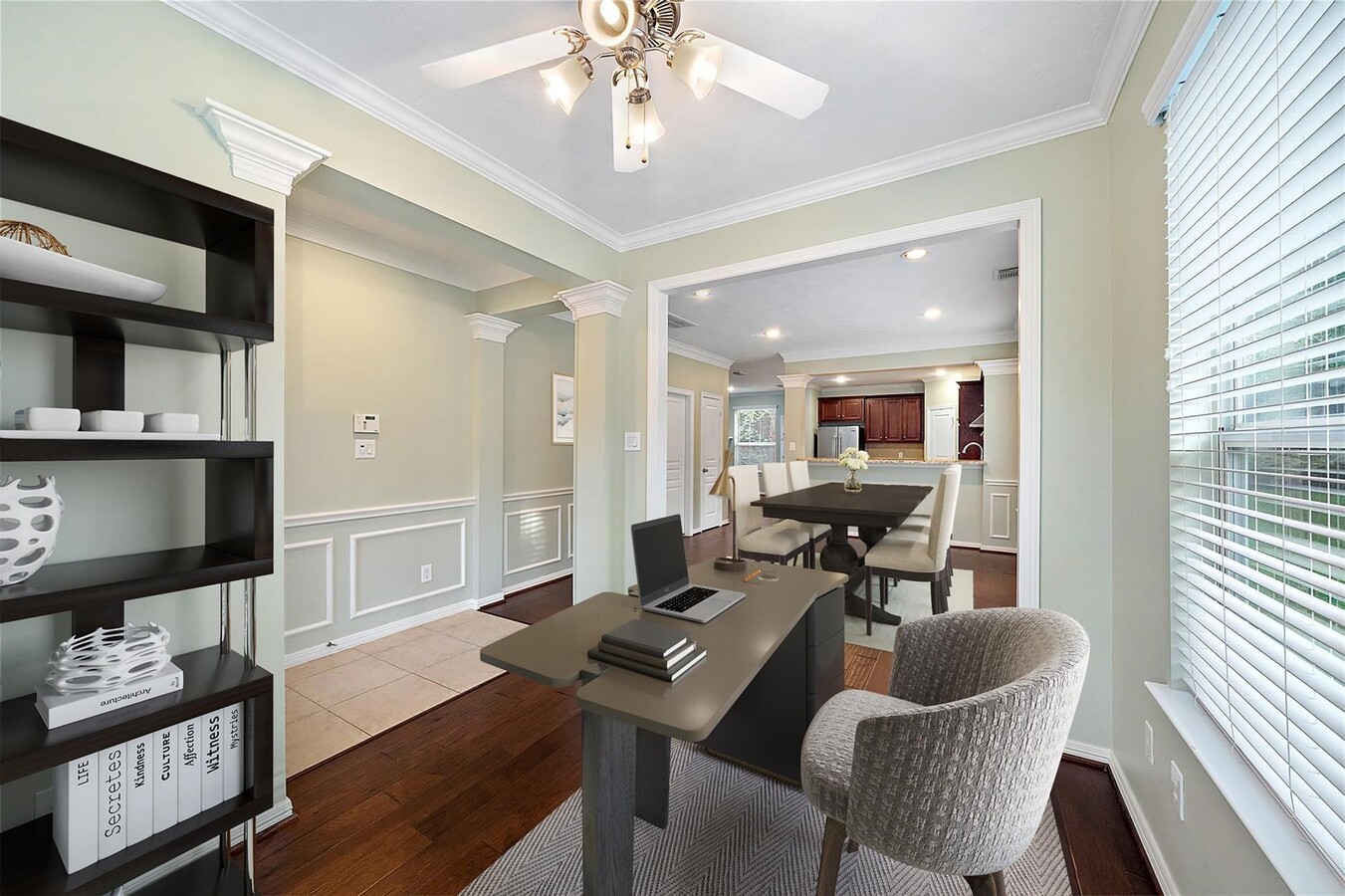 Photo - 2626 Couch St