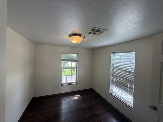 805 E 13th St Unidad 1