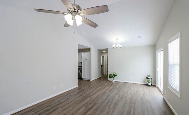 Photo - 2BR/2BA Patio Home for Rent w/Garage in Okolona!