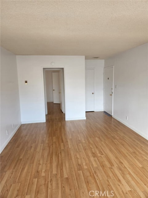 Building Photo - 1525 2nd St Unit 6
