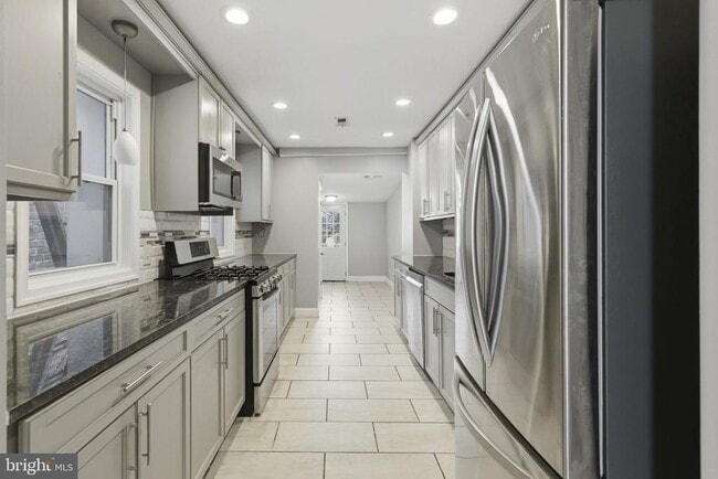 Photo - 513 Scott St