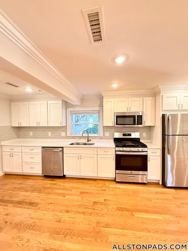 Photo - 62 Gordon St Unit 2