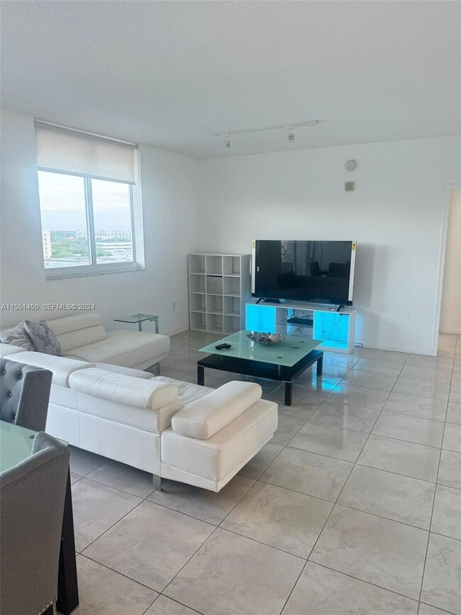 Photo - 18800 NE 29th Ave Unit 1018