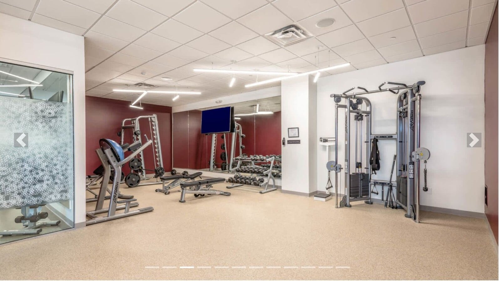 Photo - Great 2Br/2Bth apartment in great location on the water! Laundry in unit!