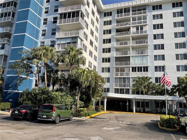 Photo - 4200 Hillcrest Dr Condo Unit 201