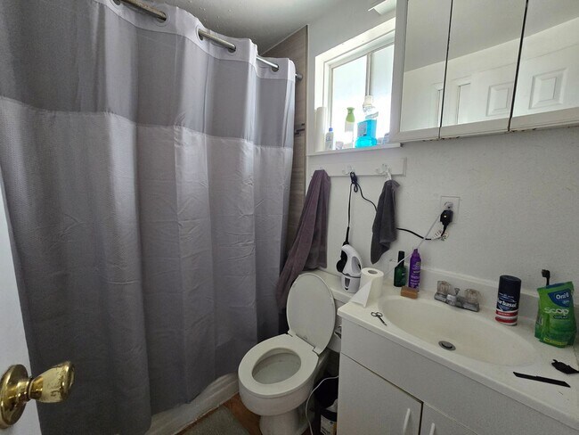 Photo - 1742 Walnut St Unit 1
