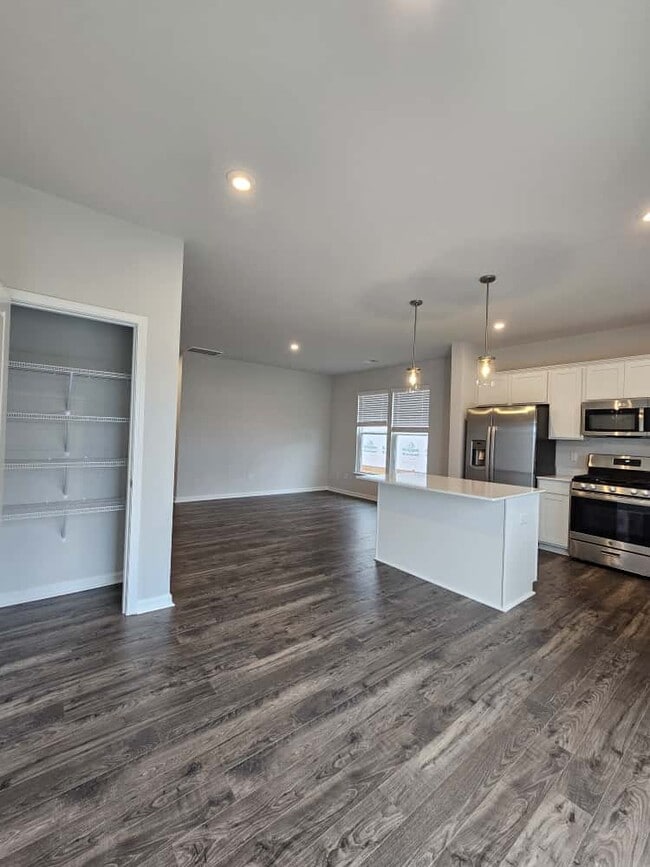 Photo - 161 Randwick Ln