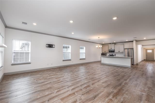 Photo - 342 Chase Creek Dr