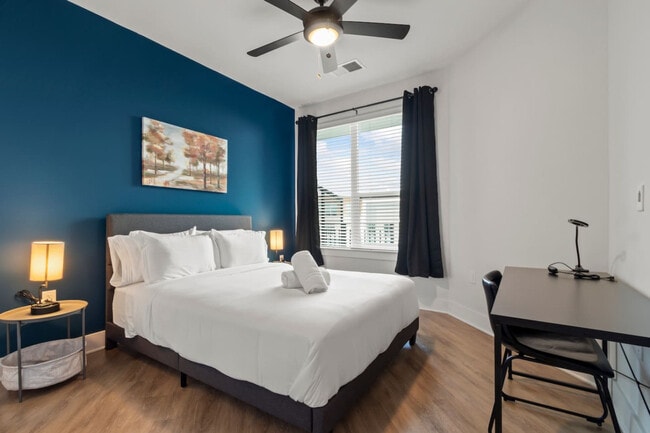 Photo - 2317 W Grace St Unidad ID1312498P