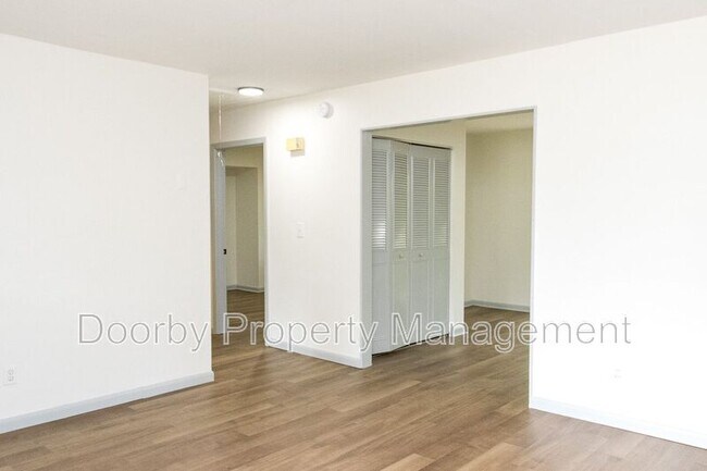 Photo - 1300 Koblan Dr Unit A