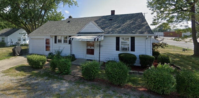 Building Photo - 1330 N Cole St Unit 1330 N. Cole Rental