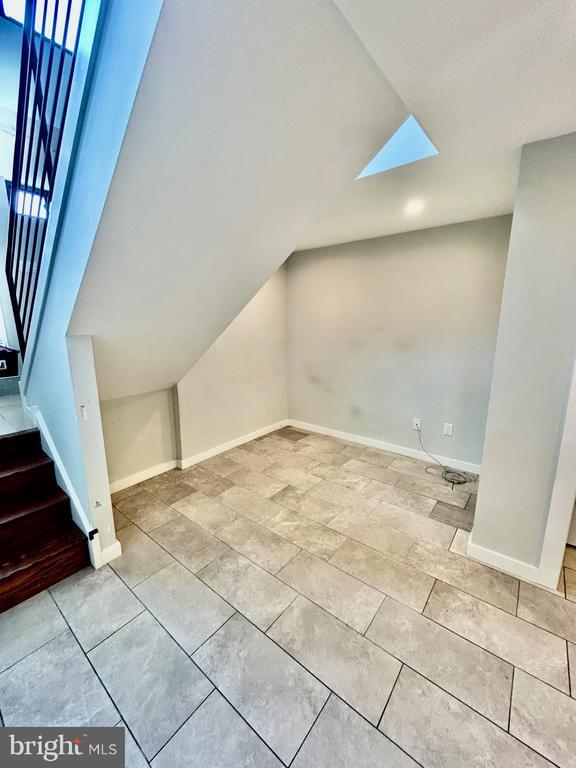Photo - 4811 Walnut St