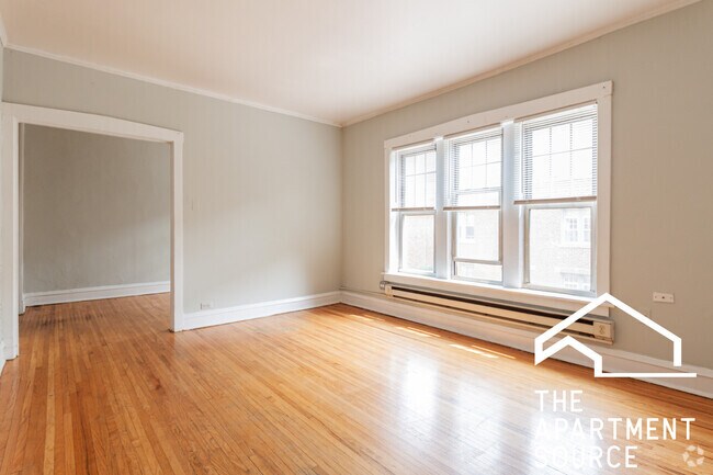 Building Photo - 634 W Barry Ave Unit 2N Rental