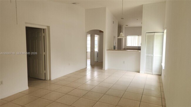 Photo - 3826 SW 48th Ave Unit 3826