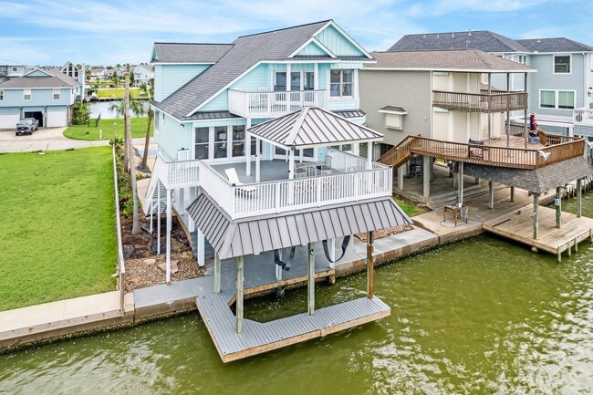 Photo - 1322 Outrigger St