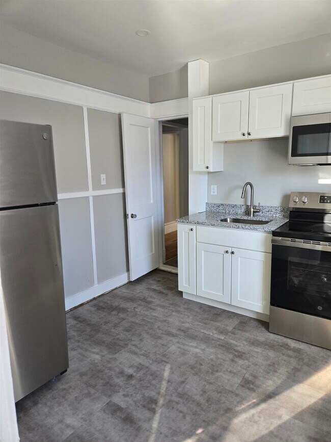 Photo - 56 Brook St Unit 3