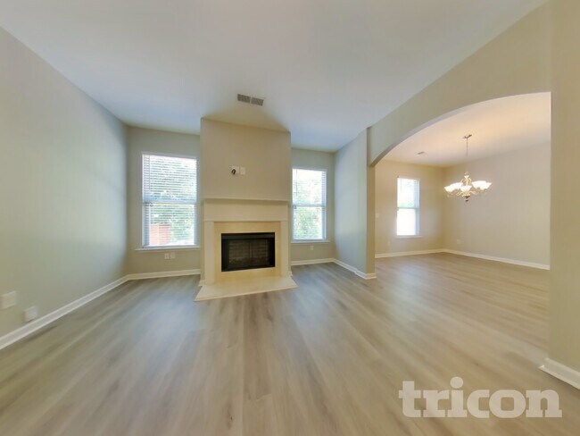 Photo - 177 Magnaview Dr