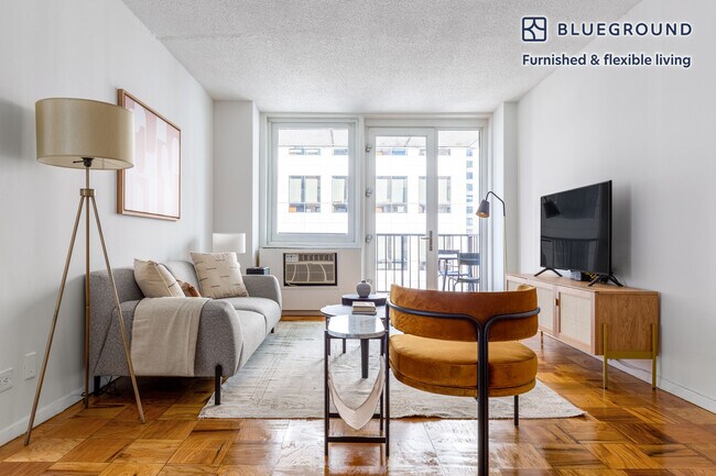 Photo - 230 W 55th St Unidad FL19-ID507