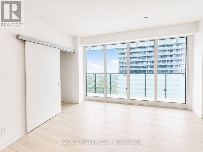 Photo - 3900 Confederation Pkwy Unit 5604