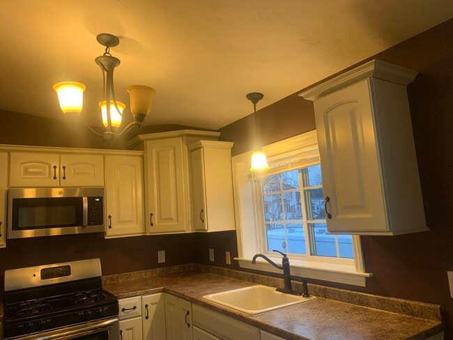 Photo - 396 Washington St Unidad Rear