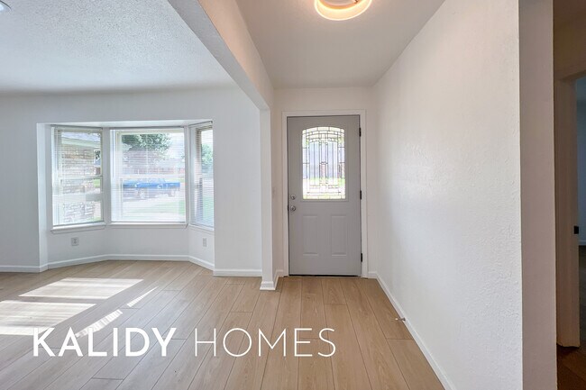 Photo - 3501 Baird Dr