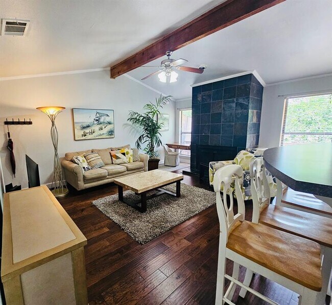 Photo - 5107 Leralynn St Unit 304