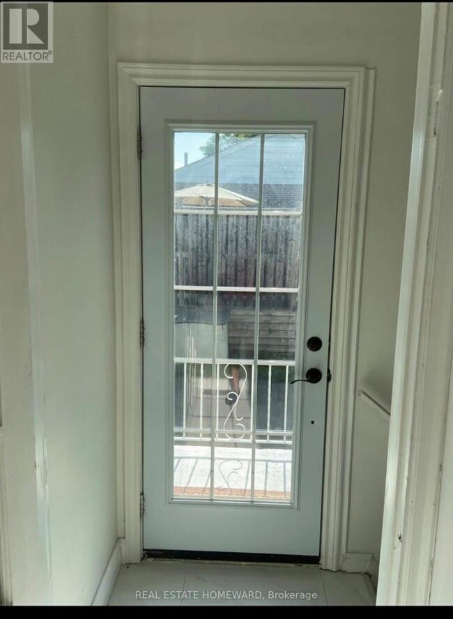 Photo - 184 Avenue Rd