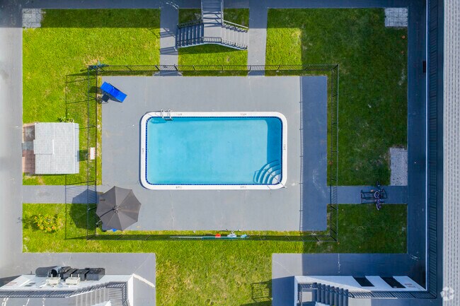 Pool Deck