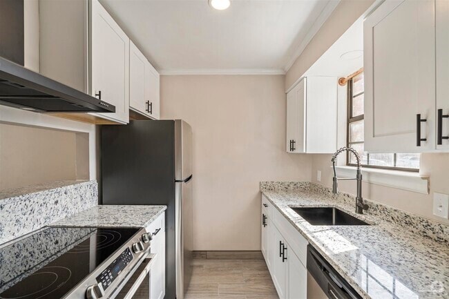 Building Photo - 7250 Hilburn Rd Rental
