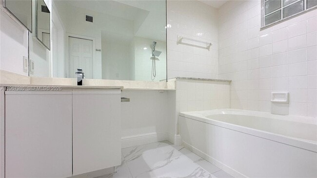 Photo - 3255 NE 184th St Unit 12105