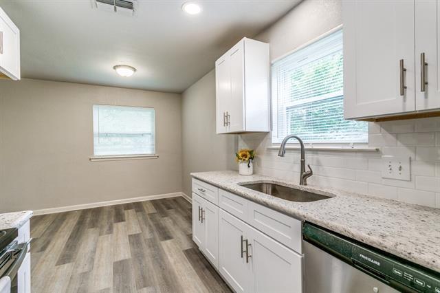 Photo - 6105 Jackie Terrace