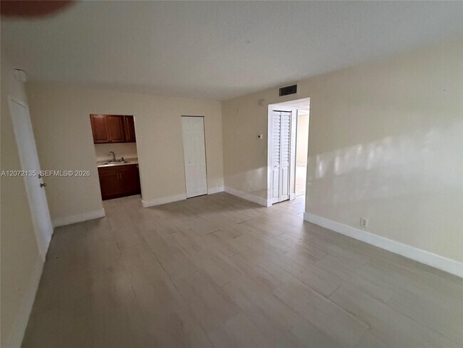 Photo - 241 SE 9th Ave Unit 109