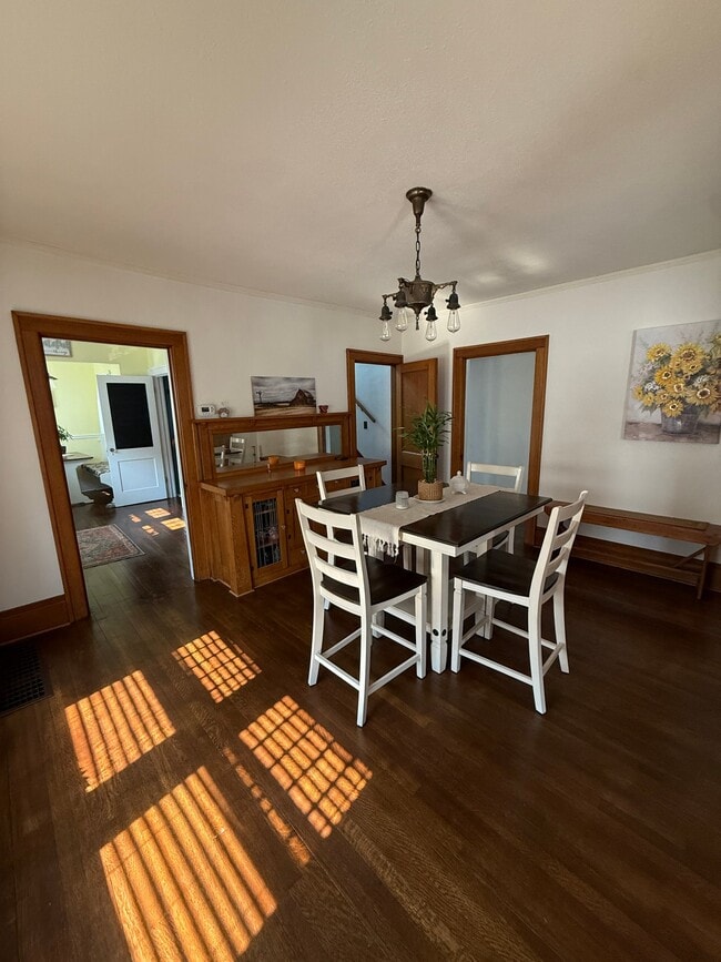 Photo - 217 2nd St