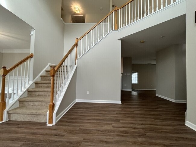 Photo - 2043 Covered Bridge Ct