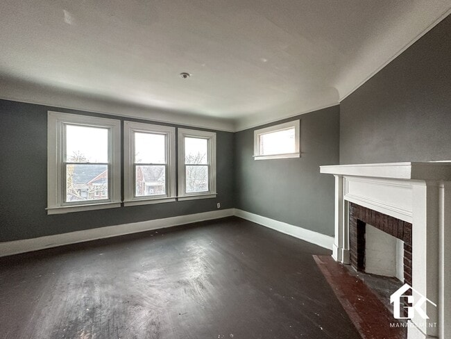 Photo - 2732-2734 Clements Unit Upper
