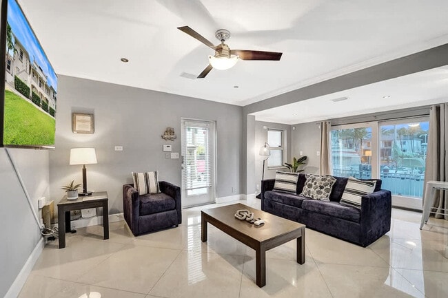 Photo - 37 Hendricks Isle Unit SI ID1503944P