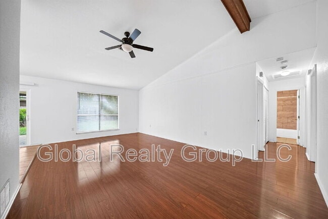 Photo - 7713 Narrow Pass St
