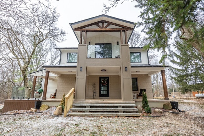 Building Photo - 7980 Royal Ave