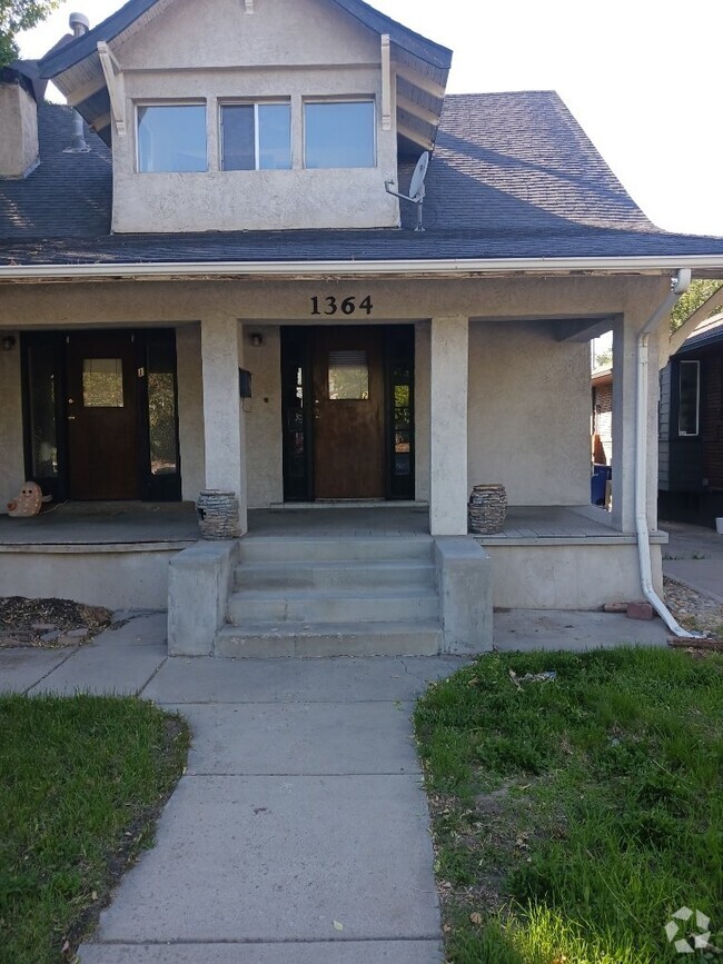 Building Photo - Fine 1 Bedroom 1 Bath Duplex in Salt Lake ... Unit 2 Rental