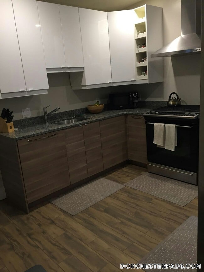 Building Photo - 33 Edison Green Rental