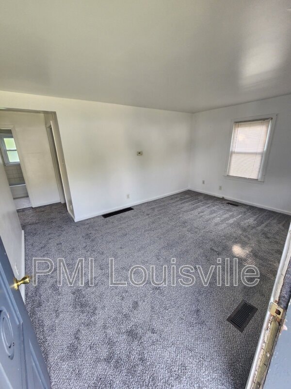 Photo - 3302 Powell Ave