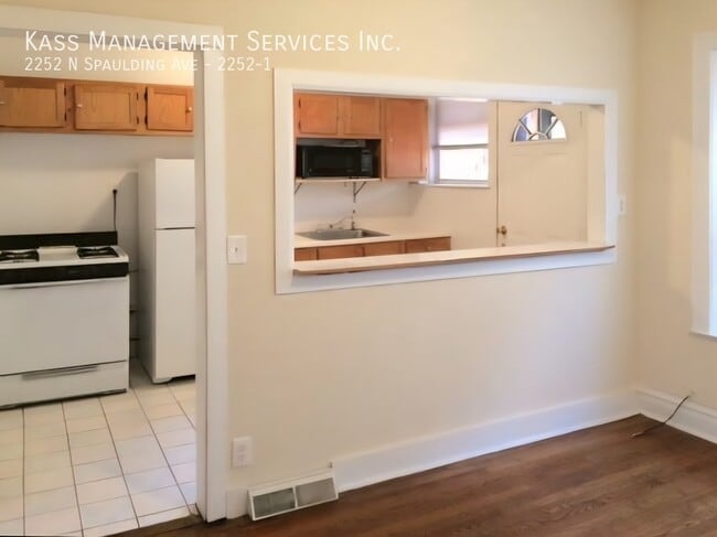 Building Photo - 2252 N Spaulding Ave Unit 2252-1