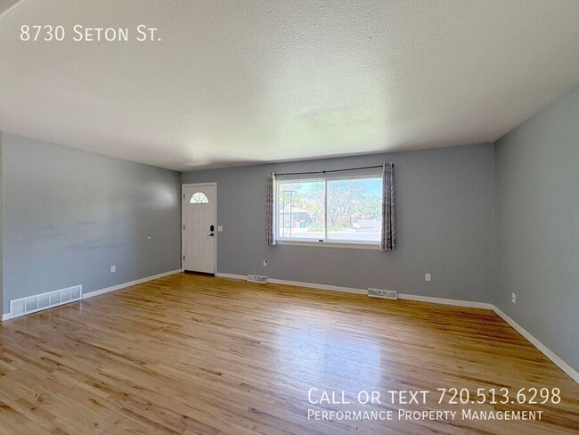Photo - 8730 Seton St