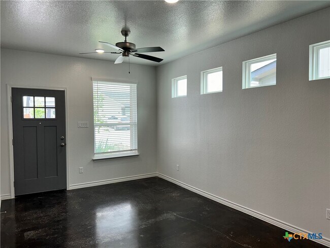 Photo - 315 A Riptide Dr
