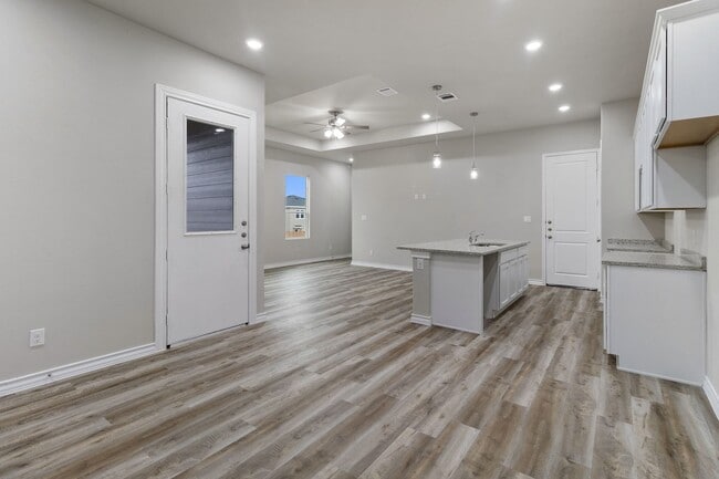 Photo - New Luxury homes! Call Now!! 830-327-8773