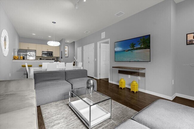 Photo - 5350 Diplomat Ct