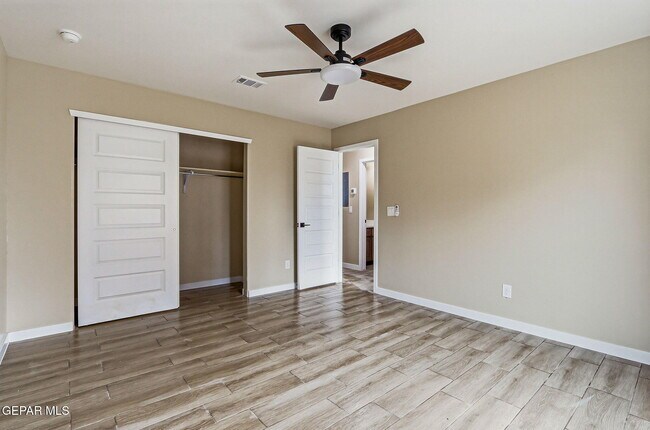 Photo - 6002 Pam McCall Ln Unidad 1